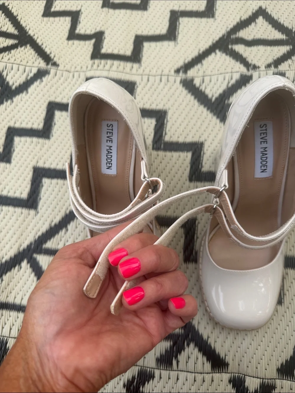 Steve Madden Twice Bone Mary Jane Platform Heels size 7.5